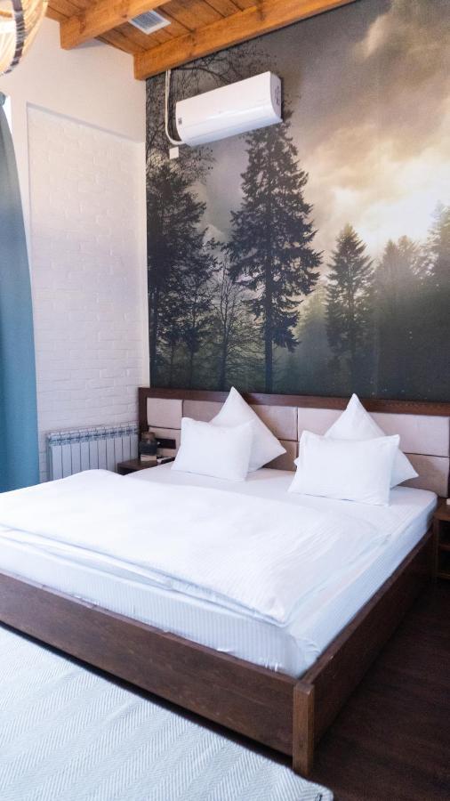 Alpen Park Hotel Shymkent Exterior foto